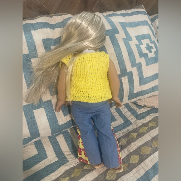 Authentic American Girl doll “Julie” - Picture 4 of 7